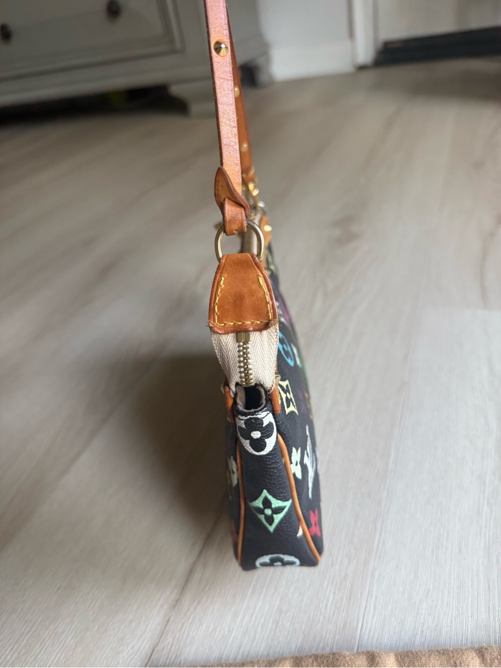 Louis Vuitton Multicolor Murakami pochette - Picture 4 of 13